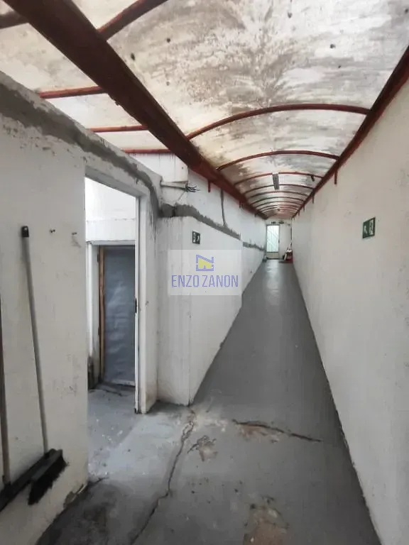 Casa, 1 quarto, 220 m² - Foto 17