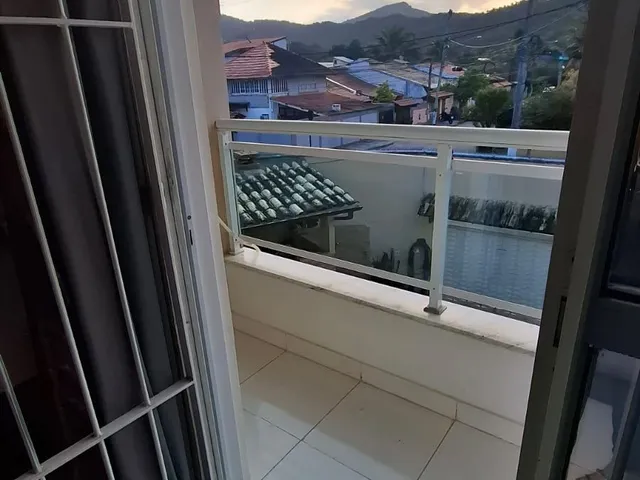 Casa com 180m² 3 quartos e 2 banheiros, à venda, no bairro Itaipu em Niterói