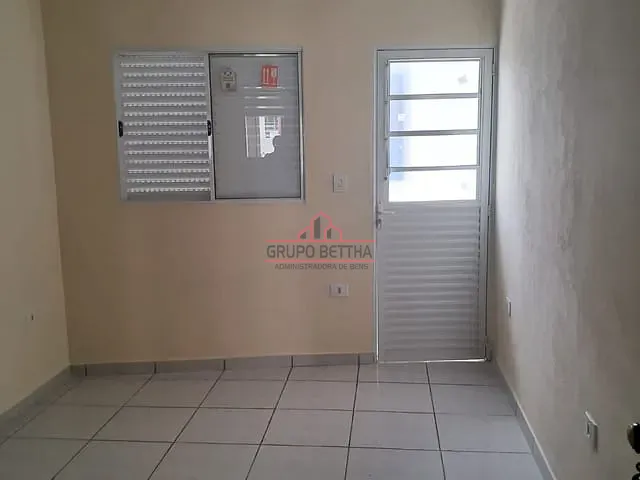 Casa 1 quarto e 1 banheiro, para alugar, no bairro Parque Viana em Barueri