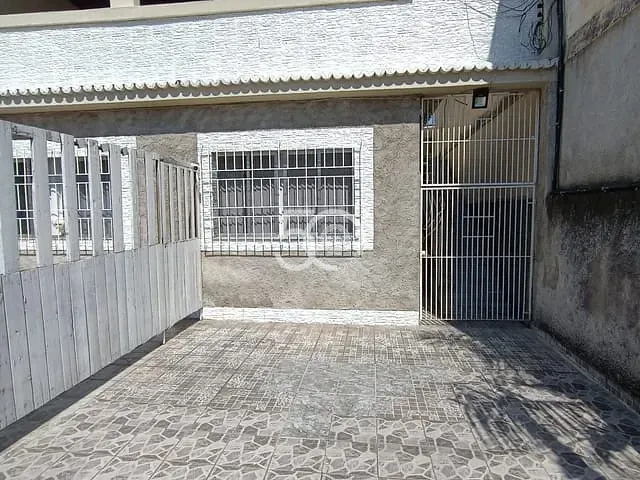 Casa com 127m² 1 quarto e 1 banheiro, para alugar, no bairro Vista Alegre em Rio de Janeiro
