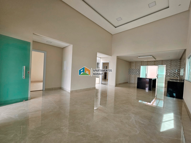 Casa com 275m² 3 quartos e 4 banheiros, à venda, no bairro Ponta Negra em Manaus