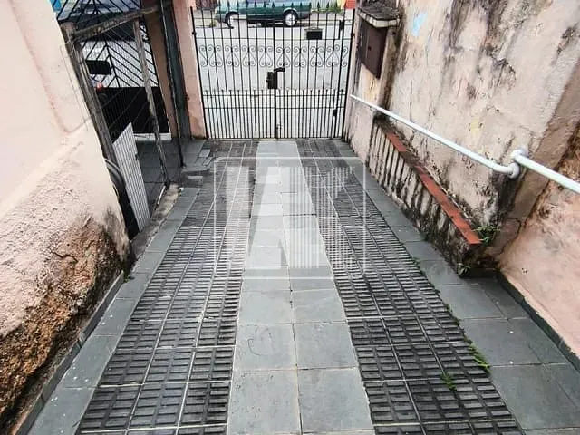 Casa com 135m² 2 quartos e 2 banheiros, à venda, no bairro Vila Palmares em Santo André