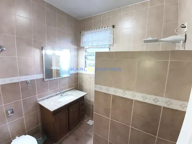 Casa 2 quartos e 1 banheiro, à venda, no bairro Quarteirão Ingelheim em Petrópolis