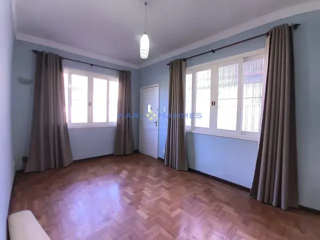 Casa 2 quartos e 1 banheiro, à venda, no bairro Quarteirão Ingelheim em Petrópolis