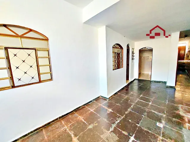 Casa com 50m² 2 quartos e 1 banheiro, para alugar, no bairro Caiçaras em Belo Horizonte