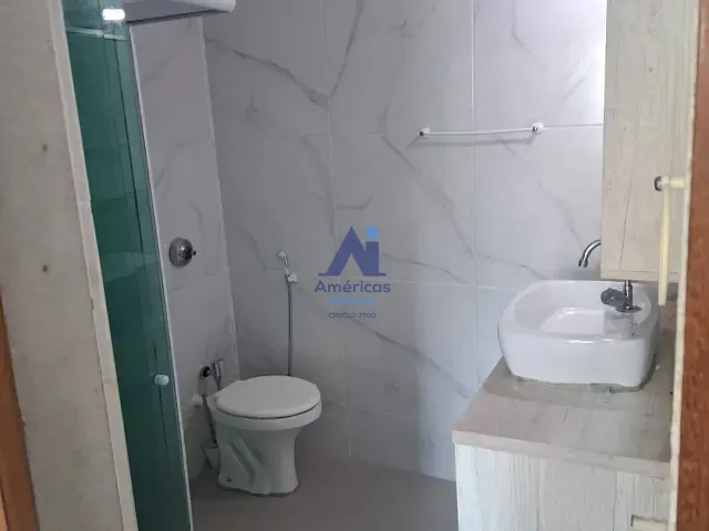 Casa 4 quartos e 3 banheiros, para alugar, no bairro Barra da Tijuca em Rio de Janeiro