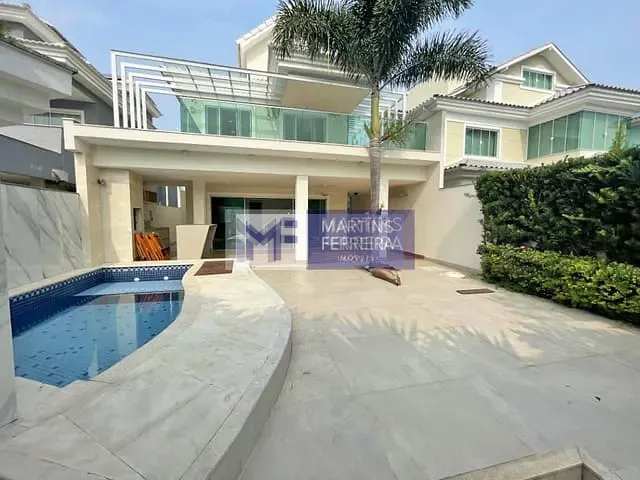 Casa com 220m² 4 quartos e 6 banheiros, à venda, no bairro Recreio dos Bandeirantes em Rio de Janeiro