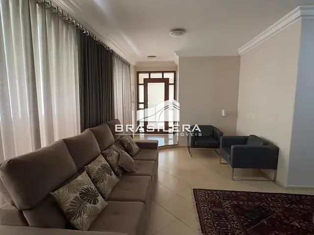 Casa com 464m² 3 quartos e 5 banheiros, à venda, no bairro Jardins Viena em Aparecida de Goiânia