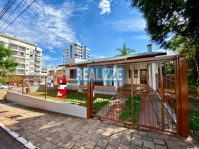 Casa 3 quartos e 1 banheiro, para alugar, no bairro Centro em Marau