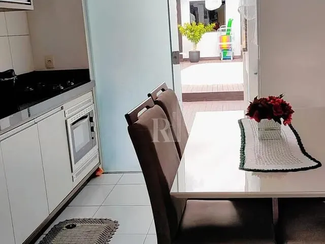 Casa com 160m² 2 quartos e 1 banheiro, à venda, no bairro Universitário em Tijucas