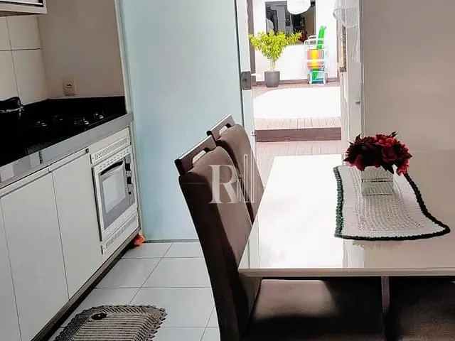 Casa com 160m² 2 quartos e 1 banheiro, à venda, no bairro Universitário em Tijucas
