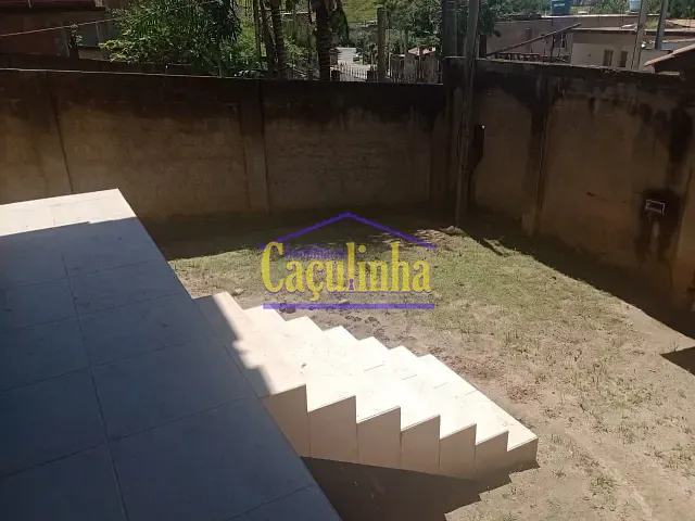 Casa com 511m² 3 quartos e 1 banheiro, à venda ou para alugar, no bairro Dorandia em Barra do Piraí