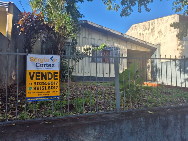 Casa com 285m² 3 quartos e 1 banheiro, à venda, no bairro Califórnia em Londrina