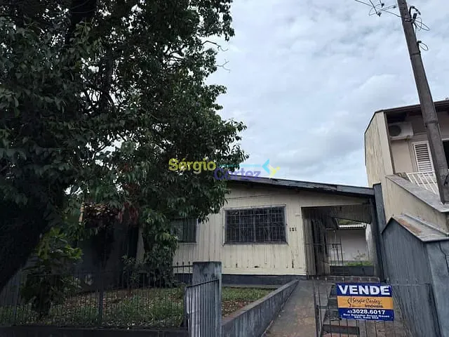 Casa com 285m² 3 quartos e 1 banheiro, à venda, no bairro Califórnia em Londrina