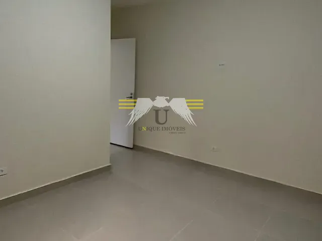 Casa com 250m² 2 quartos e 2 banheiros, para alugar, no bairro Jardim Vila Formosa em São Paulo