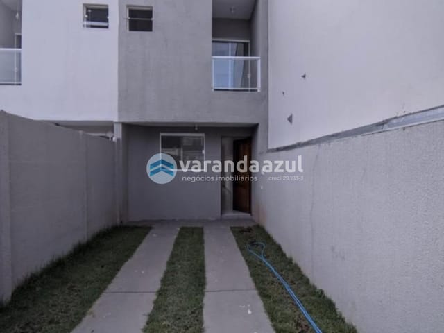 Casa 2 quartos e 3 banheiros, para alugar, no bairro Residencial Algarve em Mogi das Cruzes