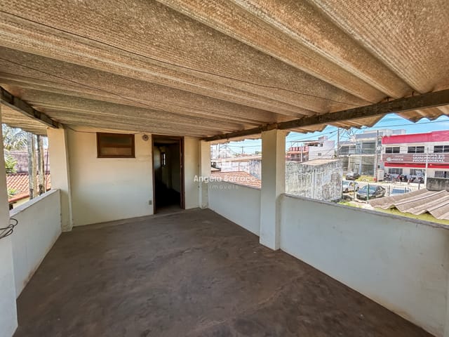 Casa com 450m² 2 quartos e 2 banheiros, à venda, no bairro Praia de Itaipuaçu em Maricá