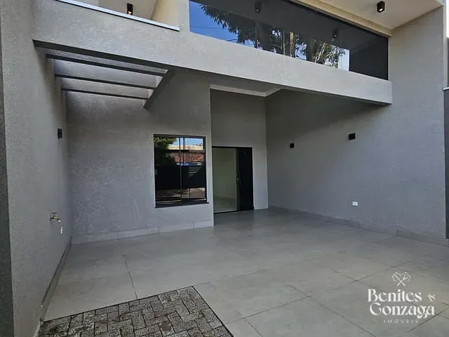 Casa 3 quartos e 2 banheiros, à venda, no bairro Parque das Laranjeiras em Maringá
