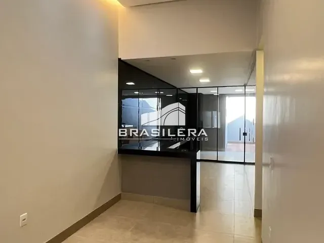 Casa com 220m² 3 quartos e 4 banheiros, à venda, no bairro Cardoso Continuação em Aparecida de Goiânia