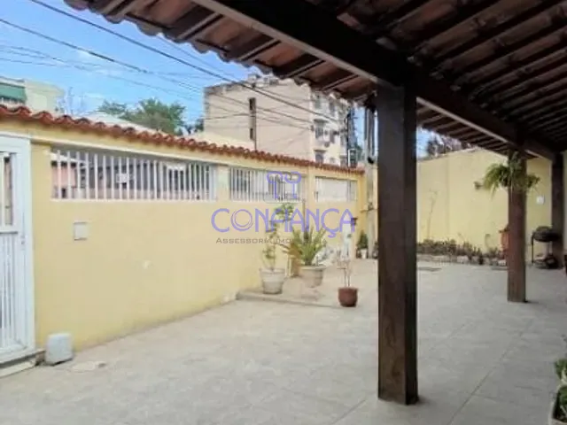 Casa com 424m² 4 quartos e 3 banheiros, à venda, no bairro Campo Grande em Rio de Janeiro