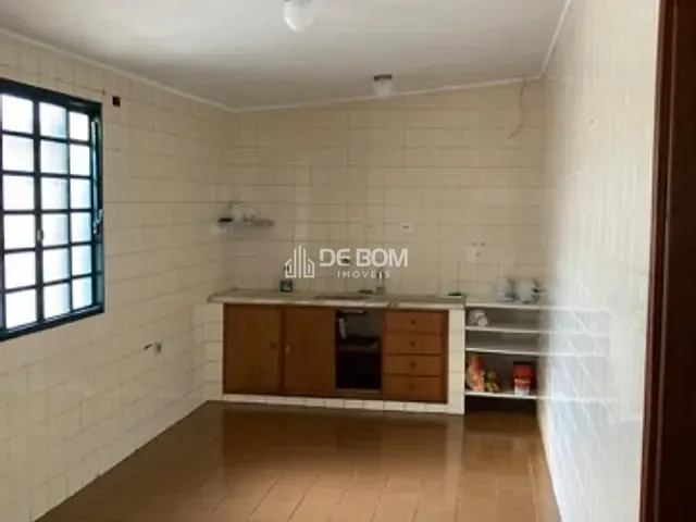 Casa com 243m² 3 quartos e 2 banheiros, à venda, no bairro Conjunto Habitacional Pedro Afonso Junqueira em Poços de Caldas