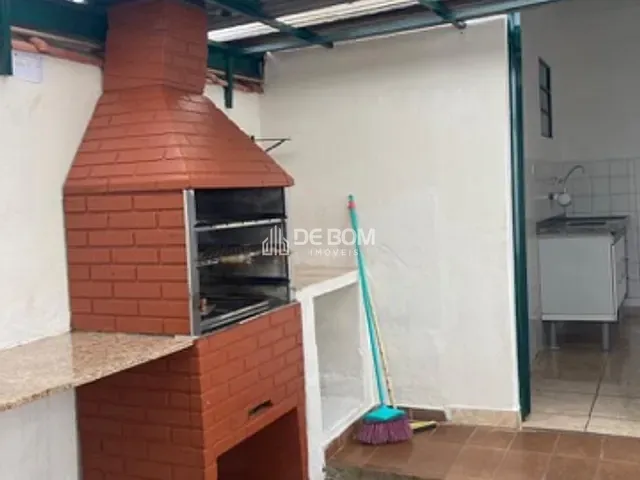 Casa com 243m² 3 quartos e 2 banheiros, à venda, no bairro Conjunto Habitacional Pedro Afonso Junqueira em Poços de Caldas