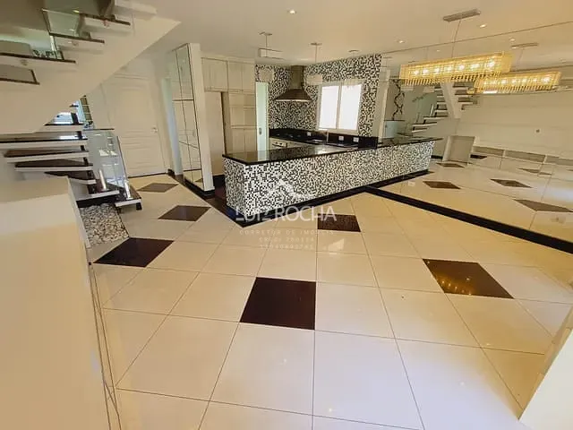 Casa com 126m² 3 quartos e 2 banheiros, à venda, no bairro Chácara Quiriri em Carapicuíba