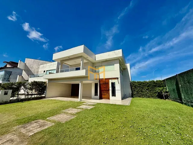 Casa 3 quartos e 6 banheiros, à venda, no bairro Parque Verde em Belém