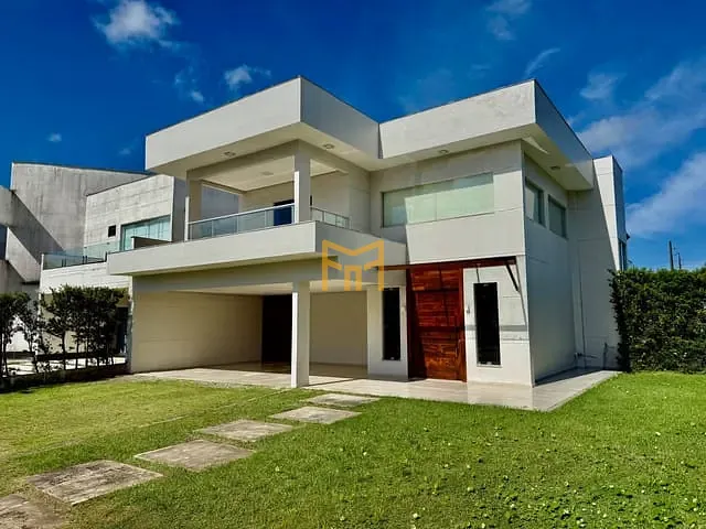 Casa 3 quartos e 6 banheiros, à venda, no bairro Parque Verde em Belém