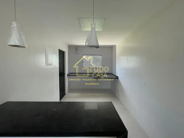 Casa com 480m² 2 quartos e 3 banheiros, à venda, no bairro Jardim Atlântico Central (Itaipuaçu) em Maricá