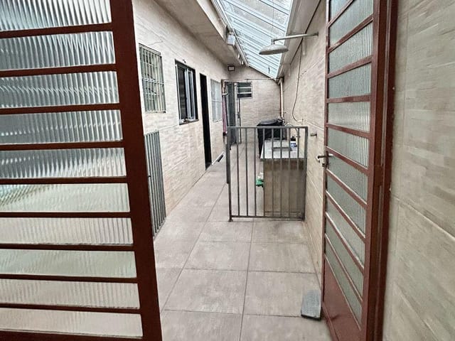 Casa 3 quartos e 2 banheiros, à venda, no bairro Jardim Modelo em São Paulo