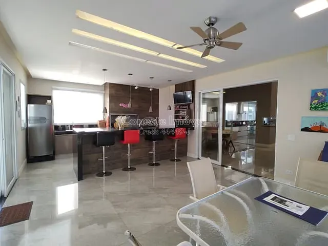 Casa com 674m² 3 quartos e 5 banheiros, à venda, no bairro Residencial Nova Holanda em Holambra