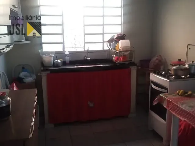 Casa com 239m² 1 quarto e 1 banheiro, à venda, no bairro Vila Santos em Caçapava