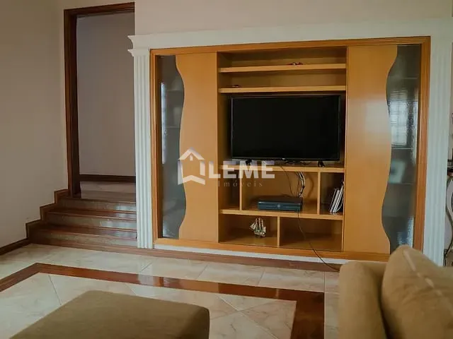 Casa com 496m² 3 quartos e 3 banheiros, à venda, no bairro Cecap I em Mococa