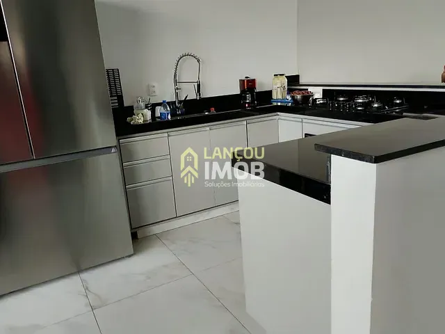Casa com 250m² 3 quartos e 3 banheiros, à venda, no bairro Residencial Tosi em Itupeva