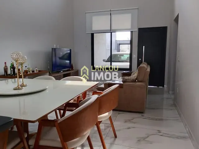 Casa com 250m² 3 quartos e 3 banheiros, à venda, no bairro Residencial Tosi em Itupeva