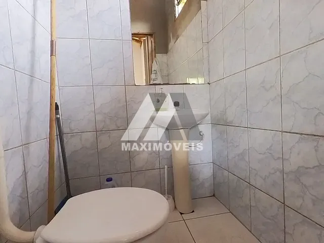 Casa com 240m² 2 quartos e 2 banheiros, à venda, no bairro Vila Magnólia em Araçuaí