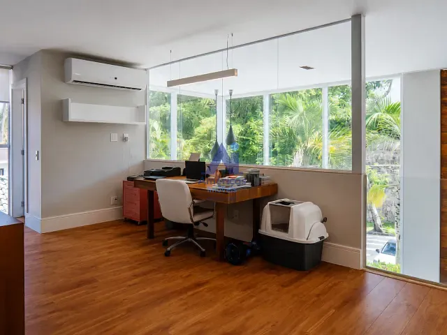 Casa 4 quartos e 6 banheiros, à venda ou para alugar, no bairro Itanhangá em Rio de Janeiro