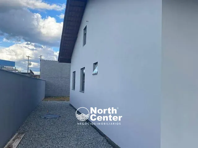 Casa com 321m² 3 quartos e 1 banheiro, à venda, no bairro Centro em Balneário Barra do Sul