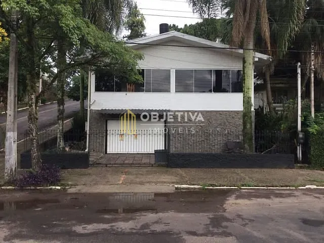 Casa com 488m² 6 quartos e 3 banheiros, à venda, no bairro Centro em Novo Hamburgo