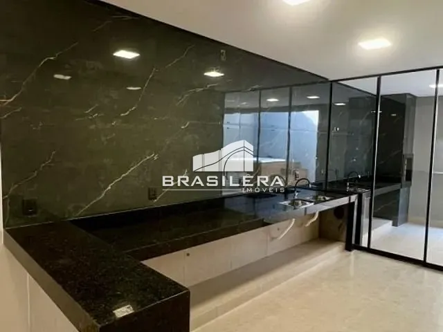 Casa com 220m² 3 quartos e 4 banheiros, à venda, no bairro Cardoso Continuação em Aparecida de Goiânia