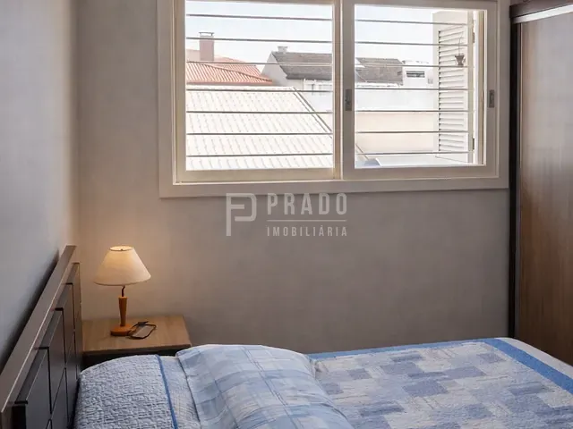 Casa com 325m² 3 quartos e 2 banheiros, à venda, no bairro Centro em Pelotas