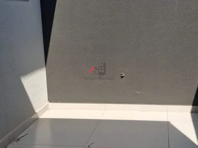 Casa 3 quartos e 2 banheiros, à venda, no bairro Jardim Santa Alice II em Arapongas
