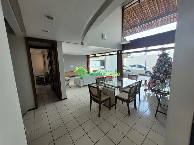 Casa com 720m² 4 quartos e 4 banheiros, à venda, no bairro Gurupi em Teresina
