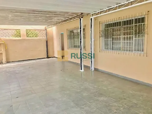 Casa com 300m² 3 quartos e 2 banheiros, à venda, no bairro Cidade Morumbi em São José dos Campos