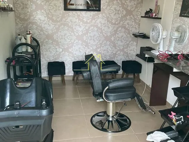 Casa com 171m² 2 quartos e 2 banheiros, à venda, no bairro Jardim Planalto em Guaxupé