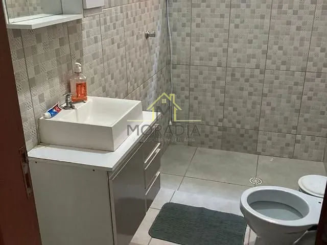 Casa com 171m² 2 quartos e 2 banheiros, à venda, no bairro Jardim Planalto em Guaxupé