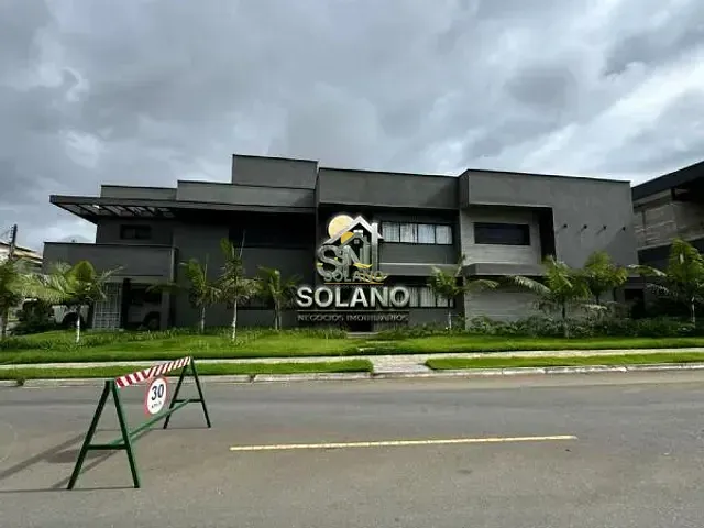 Casa com 478m² 4 quartos e 4 banheiros, à venda, no bairro Jardins Madri em Goiânia