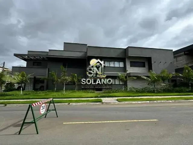 Casa com 478m² 4 quartos e 4 banheiros, à venda, no bairro Jardins Madri em Goiânia