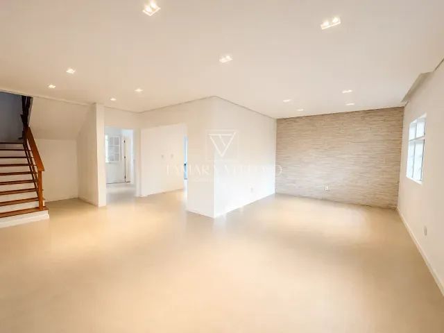 Casa 4 quartos e 5 banheiros, à venda, no bairro Vila Oliveira em Mogi das Cruzes